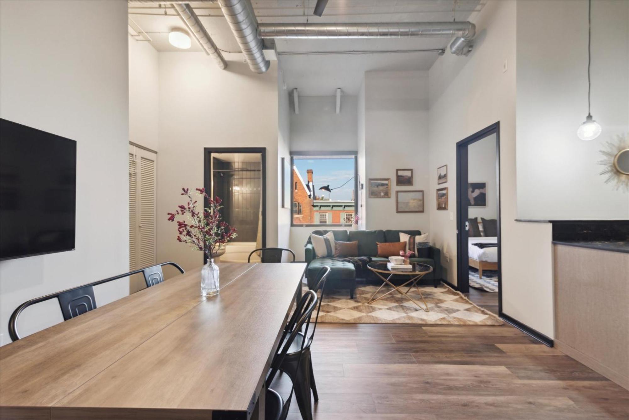 Large 3br Apts & Studios, Free Parking, Gym, Game