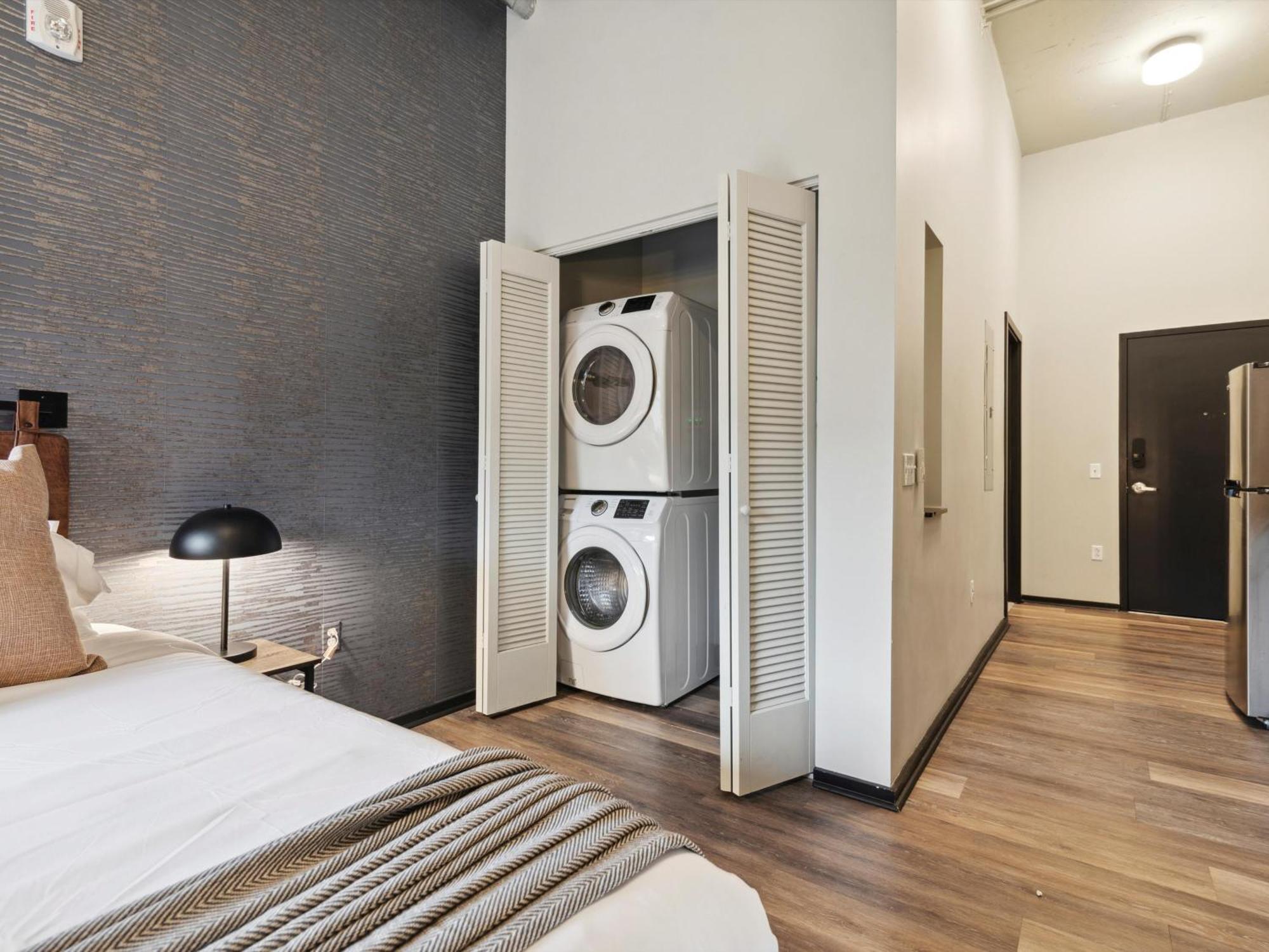 Large 3br Apts & Studios, Free Parking, Gym, Game Filadélfia